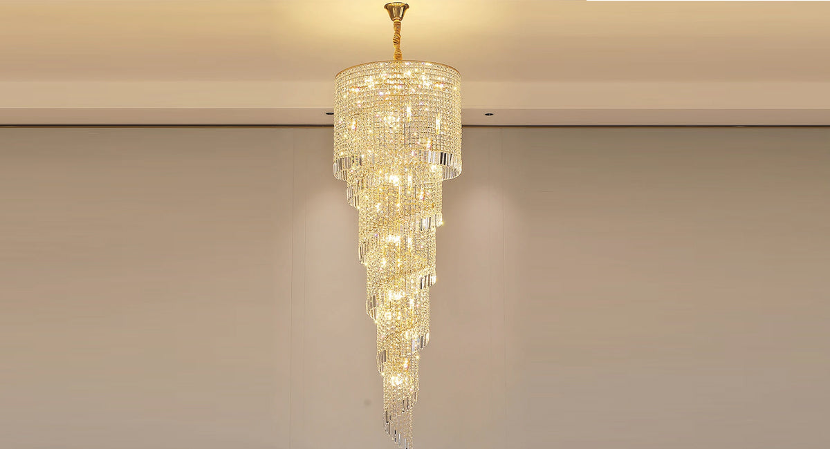 large crystal chandelier Luxurious